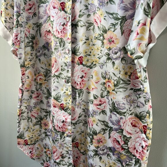 Kathryn Floral Satin Button Front Lined Sleep shirt Night gown, size est L - Picture 3 of 16